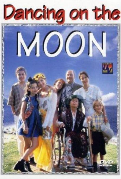 Танцуя на Луне (1997) Танцуя на Луне (1997)